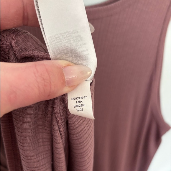 OLD NAVY Women’s Sleeveless Mauve Color Tank Top 3x - Picture 6 of 6